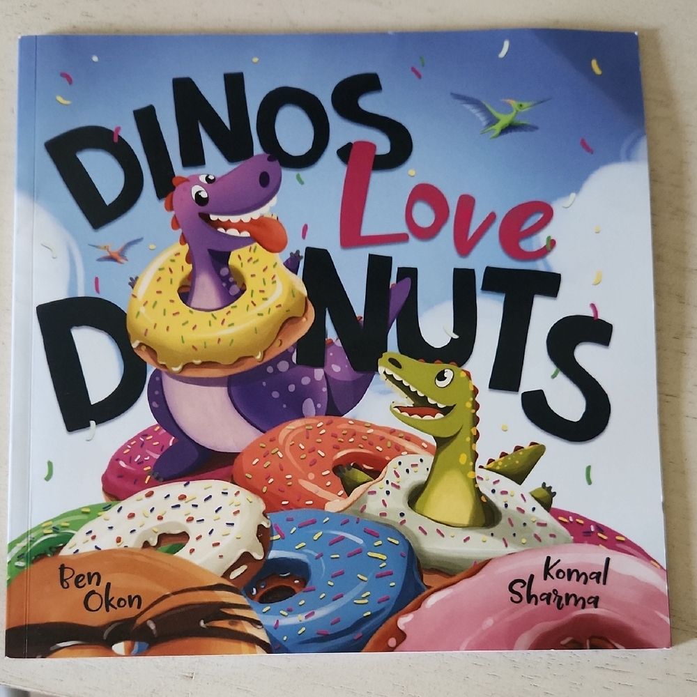 Chronicle Books Dinos Love Donuts - Colorful Learning Fun